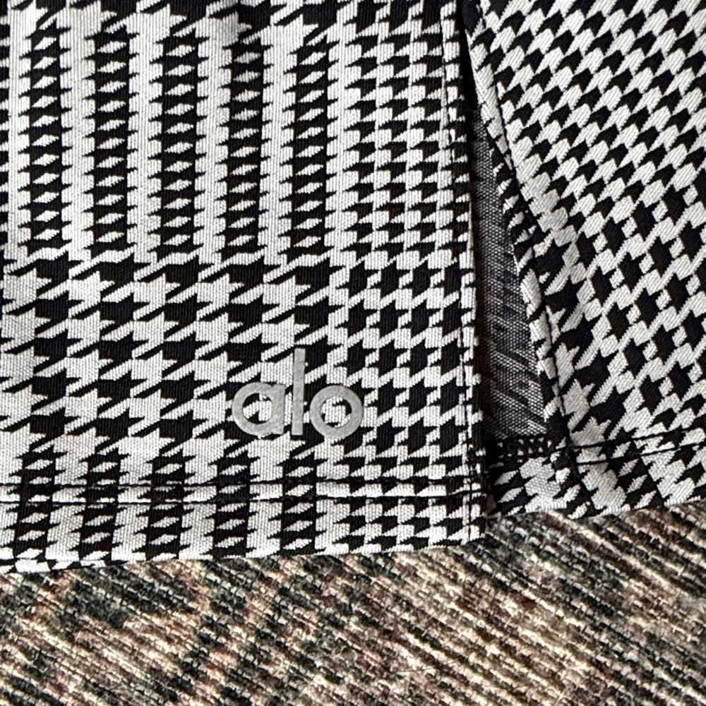 ALO Tennis Skort - Picture 2 of 6